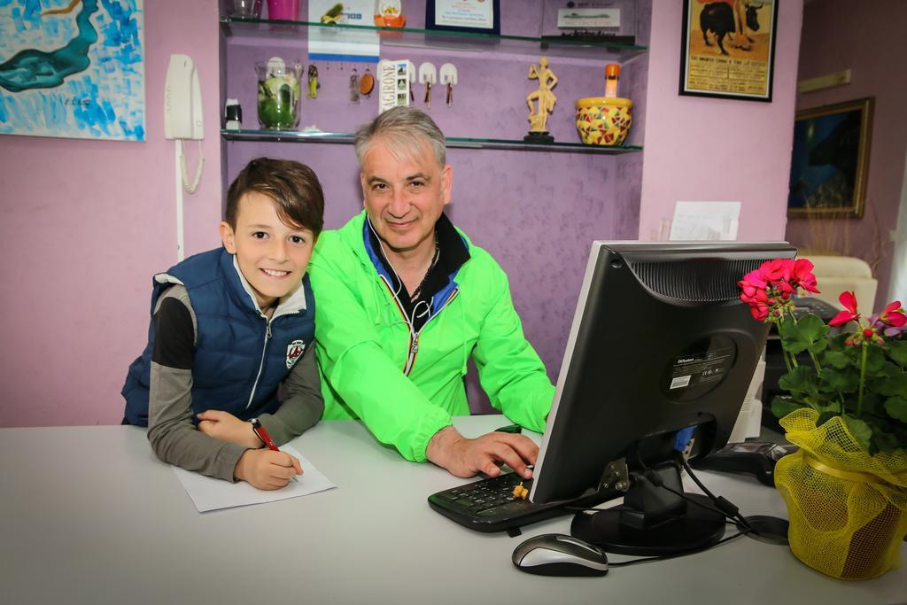Agriturist Soleluna Caltagirone Zewnętrze zdjęcie